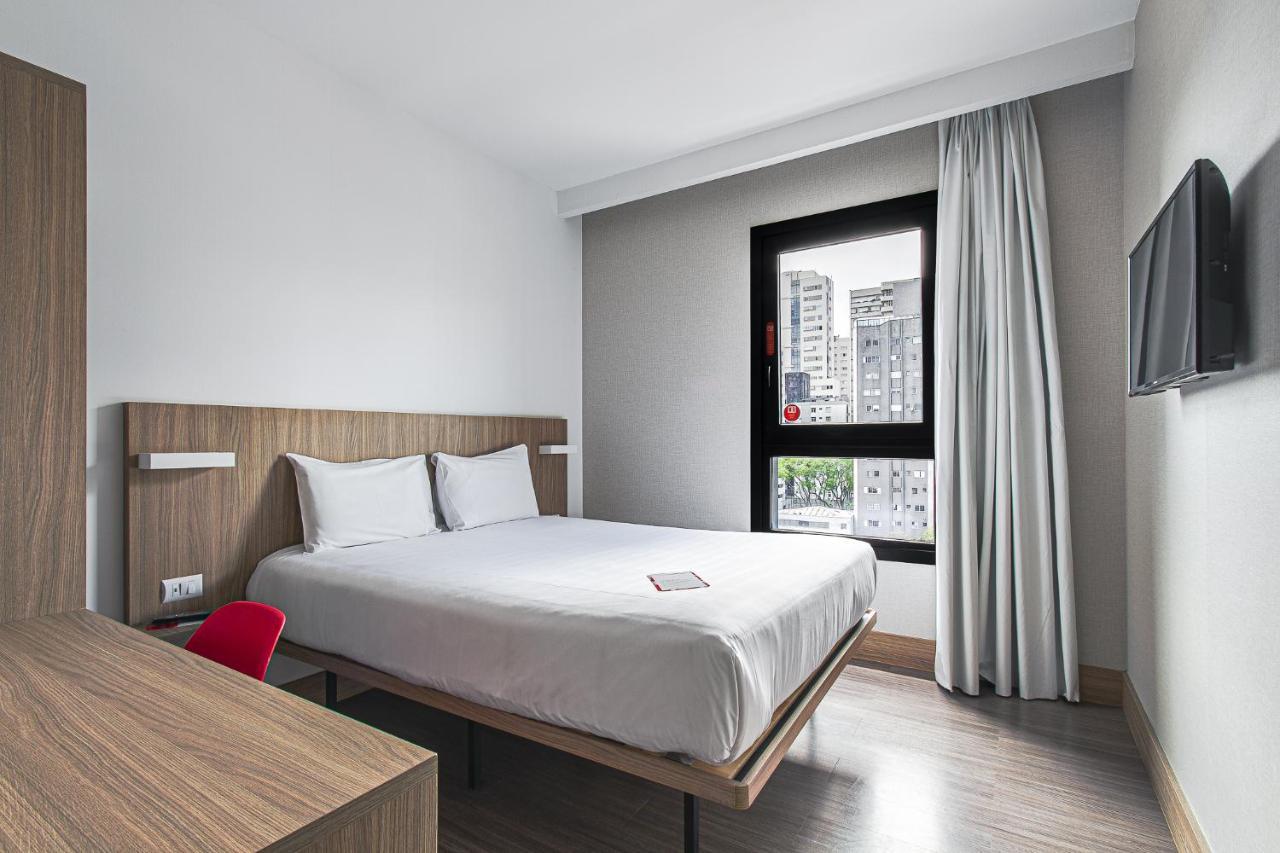 Hotel Moov Curitiba Kültér fotó