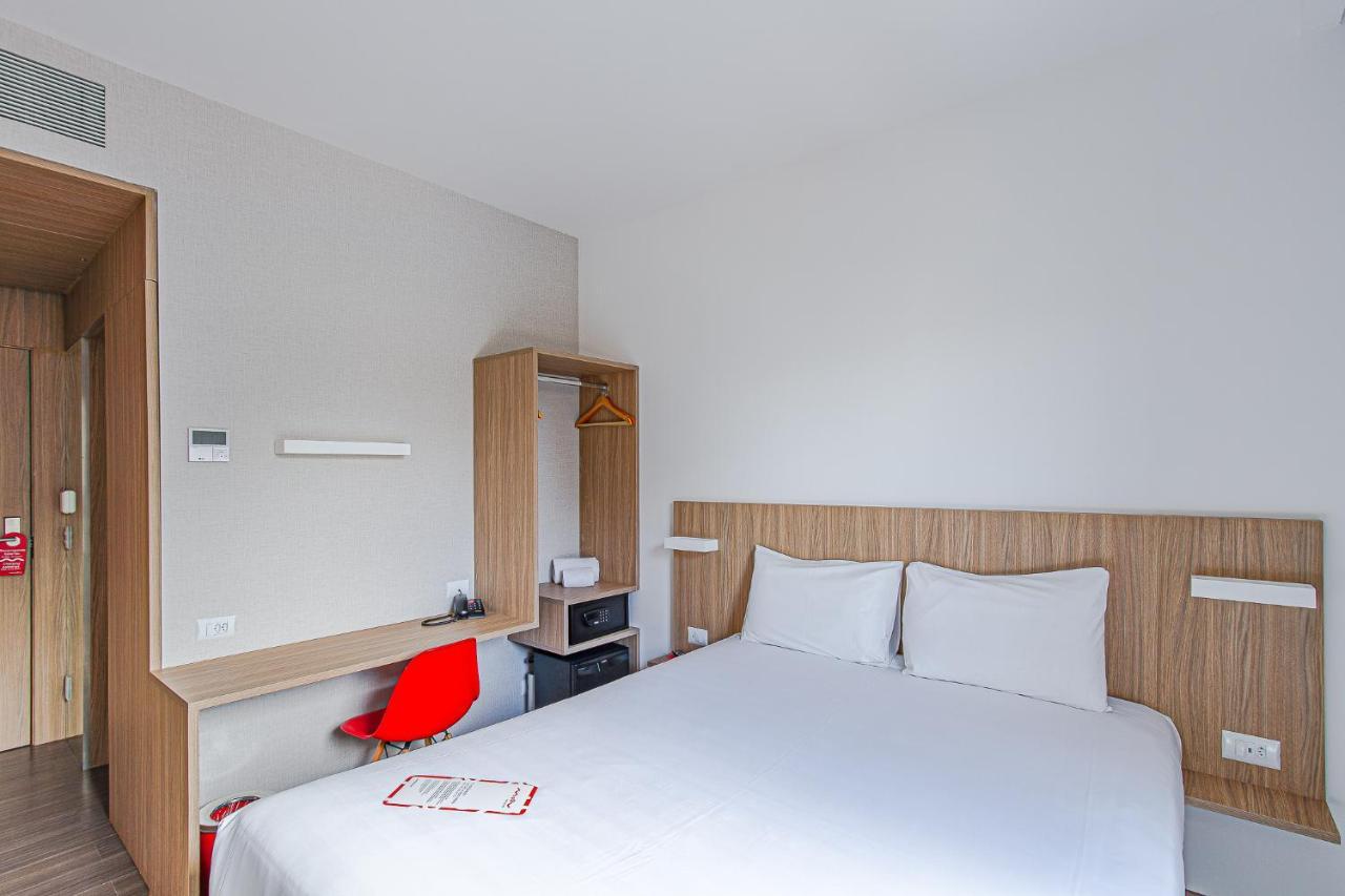 Hotel Moov Curitiba Kültér fotó