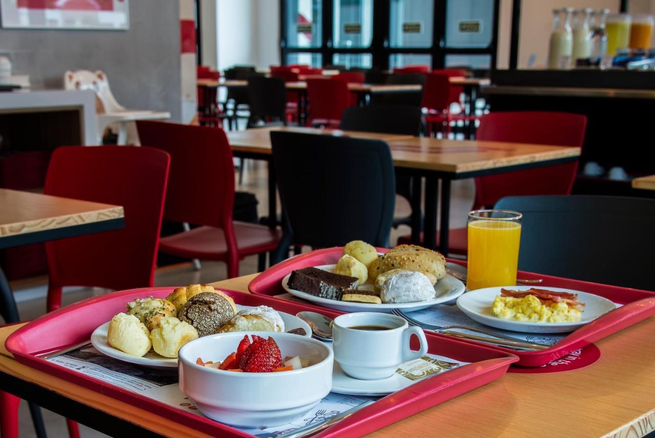 Hotel Moov Curitiba Kültér fotó
